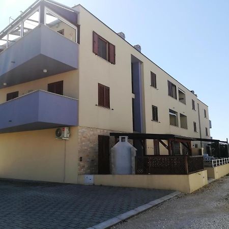 Apartment Rossella 宁 外观 照片