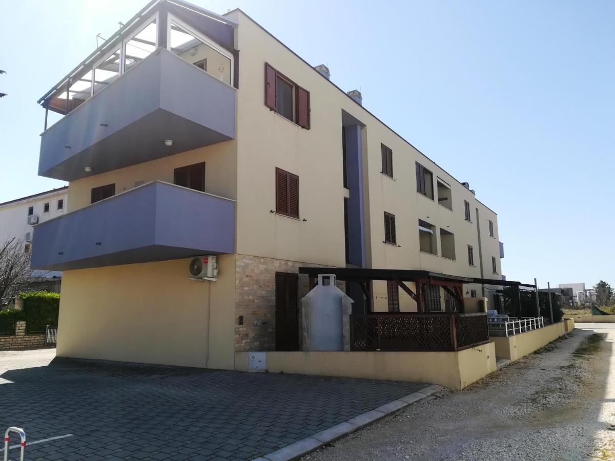 Apartment Rossella 宁 外观 照片